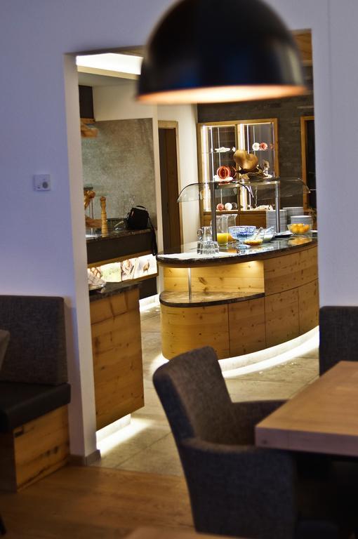 Hotel Garni Lamm Hintertux Ngoại thất bức ảnh